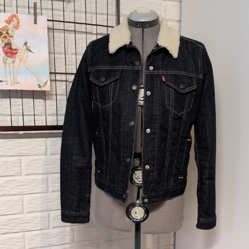 Levi's Dark Denim Trucker Jacket With Sherpa Collar Size Small XS